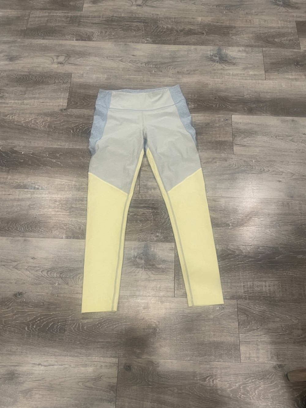 Outdoor Voices color block High-Rise Leggings NWOT